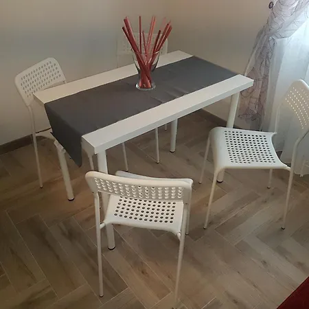Italy Santa Rita Apartment *